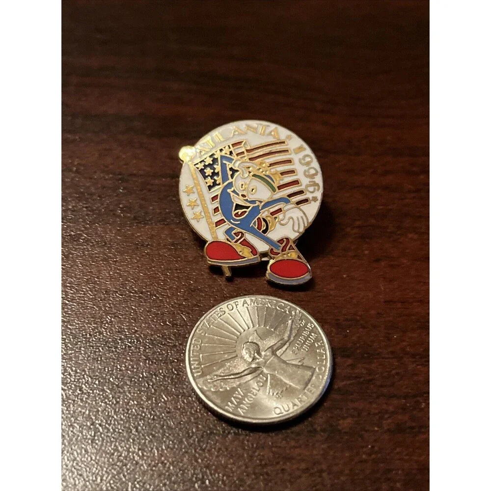 Vintage 1996‎ Atlanta Olympics Izzy Salute American Flag Lapel Hat Pin